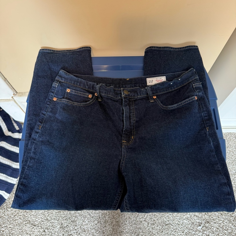 GAP Vintage Slim High Rise